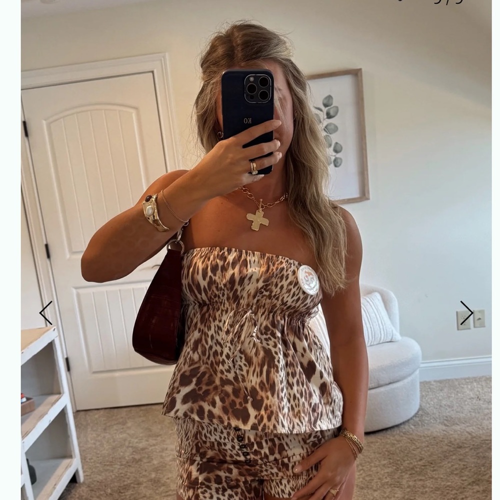 Leopard Print Top - Picture 3 of 4